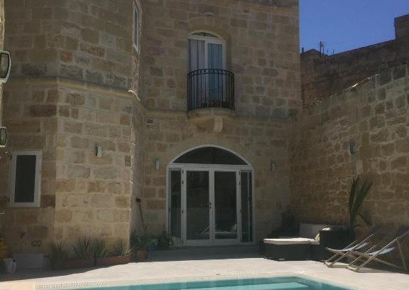 Zurrieq House | Farmhouse with Private Pool in Zurrieq