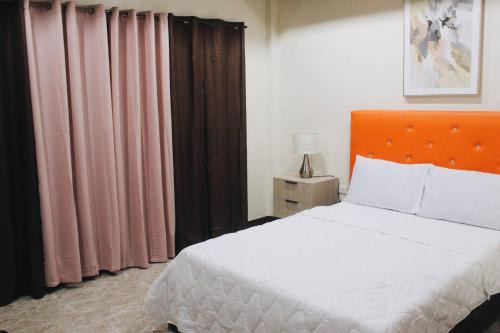 Suba Basbas Apartment | Fast Wi-Fi, Near Beaches & Cozy Affordable Room