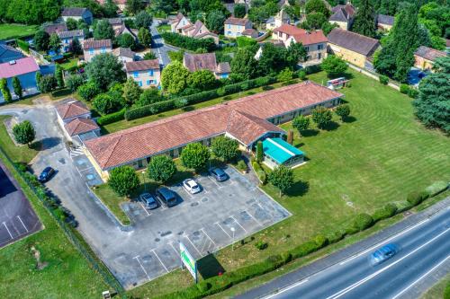 Carsac-Aillac Hotel | FASTHOTEL Sarlat - Abbys Hotel