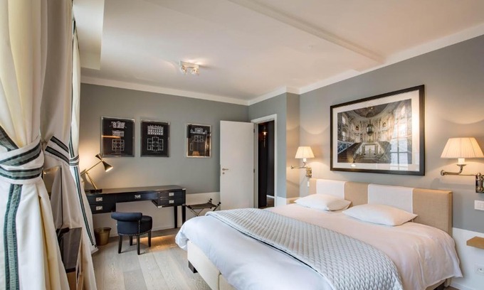 Saint-Laurent Bed & Breakfast | Faubourg Saint Martin