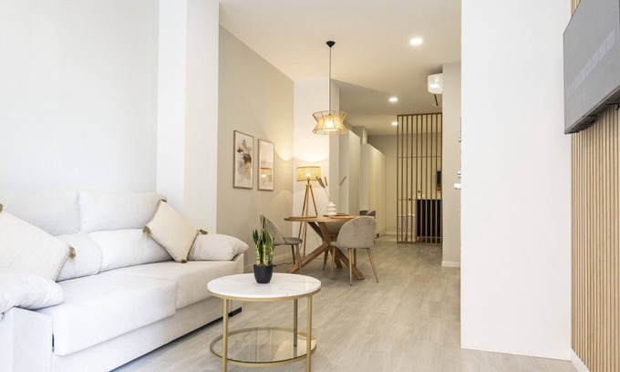 Patraix Apartment | Favara Suites A by Concept Flats