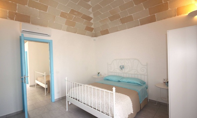 Favignana House | Favignana center apartment with terrace