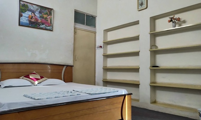 Pink City House | Feel At Home