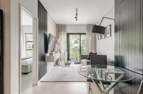 Greater Johannesburg Metropolitan Area Apartment | Feel Home Away from Home