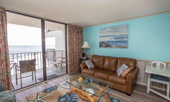 Garden City Condo | FEELS LIKE HOME IN THIS GORGEOUS 2 BEDROOM OCEAN FRONT CONDO