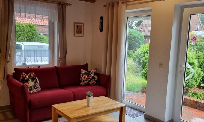 Tannenhausen House | Fehaus, shower/WC, 1 bedroom, 1 living-bedroom in front - Helena am Badesee,