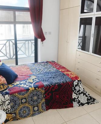 Mgarr House | Female Friendly Central Room