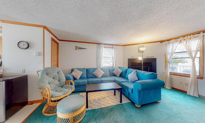 Fenwick Island Apartment | Fenwick Town Village - 606 Coastal Hwy #24