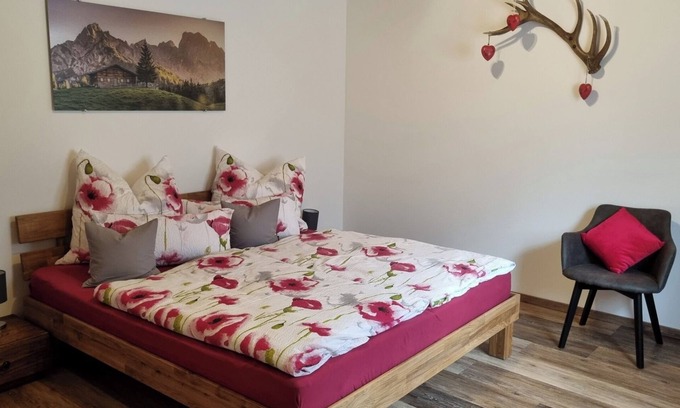 Ramsau bei Berchtesgaden Apartment | Ferienwohnung Wachterl, 1-4 Personen, 52 qm, Balkon, Wlan, Erdgeschoss