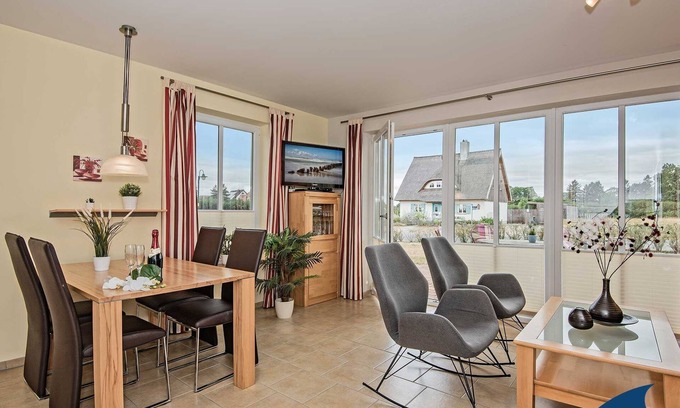 Korswandt Apartment | Feriendoppelhaushälfte Angela Whg. 01 - Angela 01