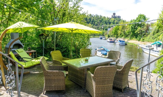 Lahnstein House | Ferienhaus auf der Schleuseninsel