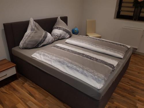 Zweibruecken Apartment | Ferienhaus Ixheim Bitscher Str.70
