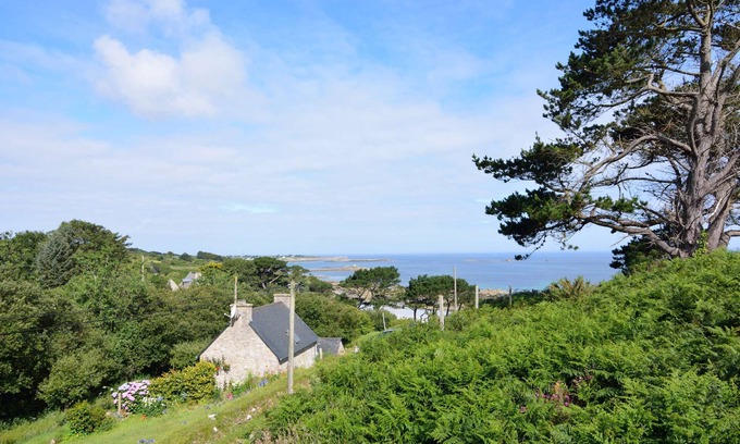 Plouguerneau House | Ferienhaus mit Meerblick, 3 min zum Strand
