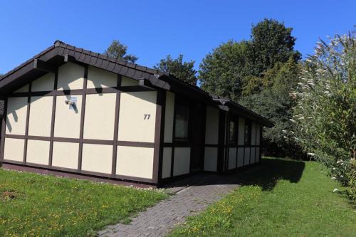 Waldbrunn House | Ferienhaus Robinson Crusoe Schwarzkittelpfad 77