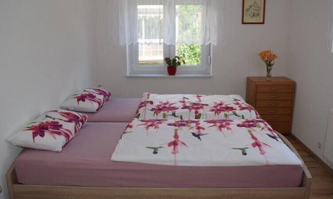 Haslach im Kinzigtal Apartment | Ferienwohnung 80qm, 2 Schlafzimmer, max. 4 Personen