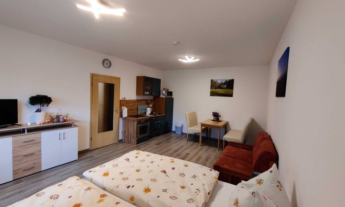 Neundorf Apartment | Ferienwohnung Paula - Ferienwohnung Brunow