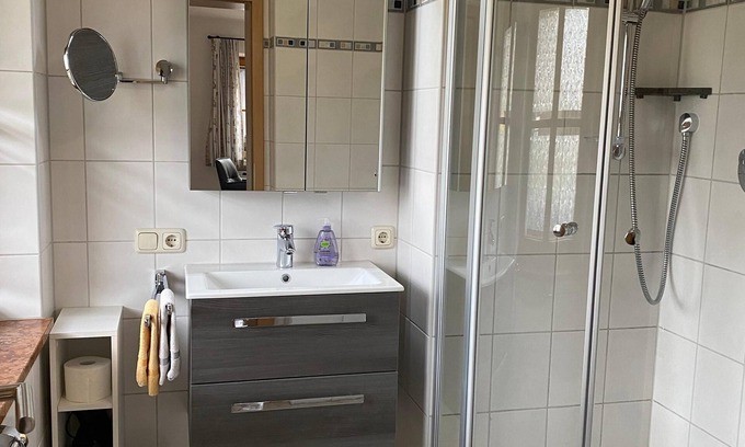 Schoenau am Koenigssee Apartment | Ferienwohnung 2, 1-2 Personen - 43 qm - Nichtraucher, Balkon