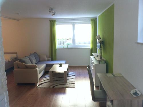Dettingen an der Erms Apartment | Ferienwohnung Heike