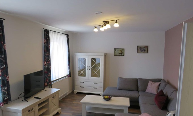 Roßwangen Apartment | Ferienwohnung 1, 66qm, 3 Schlafzimmer, Max. 5 Personen