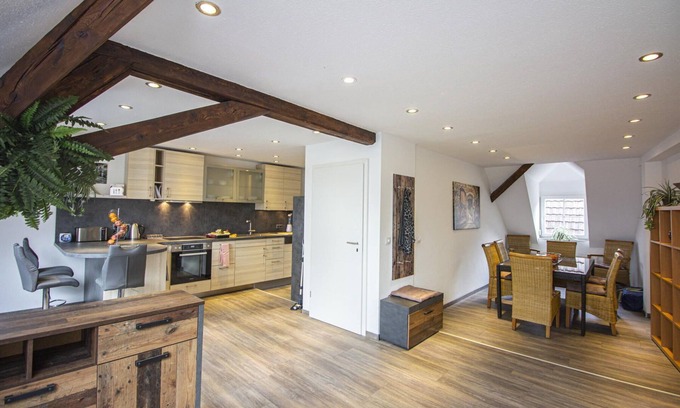 Oberkirch Apartment | Ferienwohnung 100qm, 2 Schlafräume max. 5 Personen