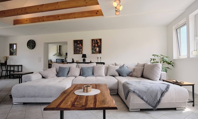 Fange Apartment | Ferienwohnung 12 Monkeys