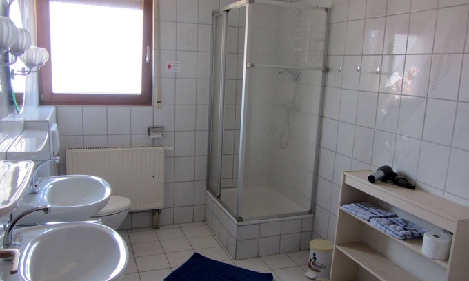 Odsbach Apartment | Ferienwohnung 3, 63qm, 1 Schlafzimmer, 1 Wohn-/Schlafzimmer, max. 4 Personen