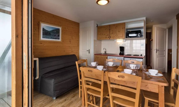 Chamrousse Apartment | Ferienwohnung 3 Zimmer 4/6 Personen Bergblick