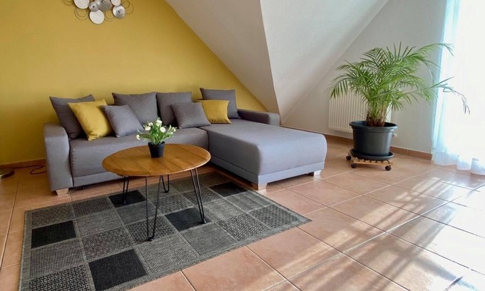 Bad Duerkheim Apartment | Ferienwohnung 5 mit 1 Schlafzimmer, Balkon - Ferienwohnungen Dehn