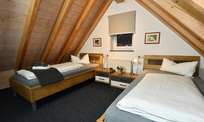 Hayingen Apartment | Ferienwohnung 5 (OG) für 2-5 Personen - besonders familienfreundliche Wohnung