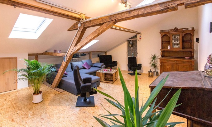 Baden-Baden Apartment | Ferienwohnung, 85qm, 1 Schlafzimmer und 1 Wohn / Schlafzimmer max. 4 Personen
