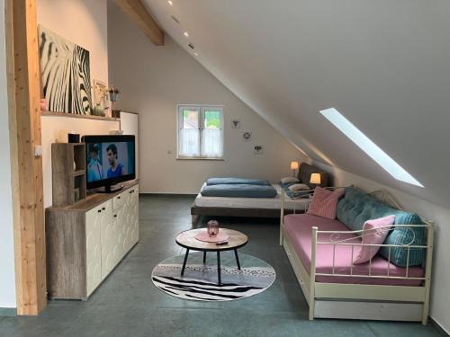 Riedenburg Apartment | Ferienwohnung Altstadtliebe mit Dachterrasse