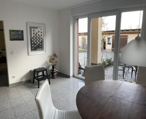 Naumburg Apartment | Ferienwohnung Am Anger