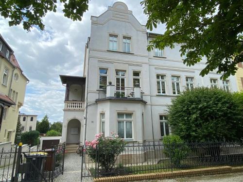 Naumburg Apartment | Ferienwohnung Am Bürgergarten