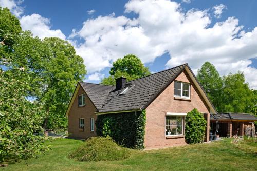 Muritz Apartment | Ferienwohnung am Fischadlerhorst
