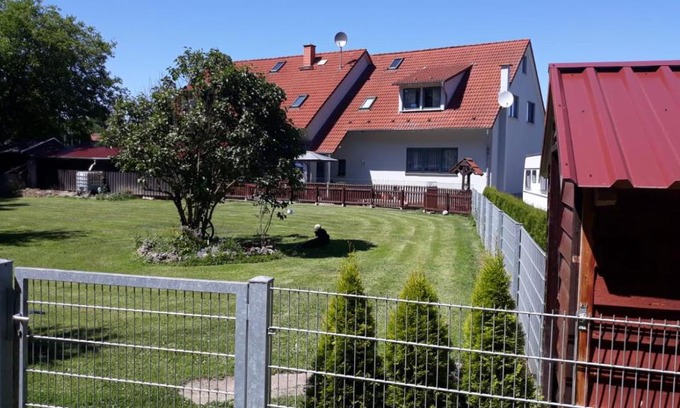 Schoenstedt Apartment | Ferienwohnung Am Orlbach