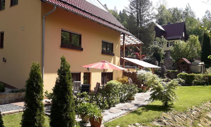 Struppen Apartment | Ferienwohnung Am Rauenstein