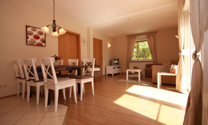 Schnackenburg Apartment | Ferienwohnung am Storchennest