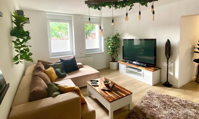 Kolonie Eichenweiler Apartment | Ferienwohnung am Zoo 2 Zimmer Wlan Kamin