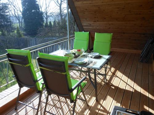 Hesel Apartment | Ferienwohnung An der Eichenallee, 35200