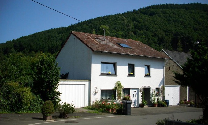 Birresborn Apartment | Ferienwohnung an der Kyll