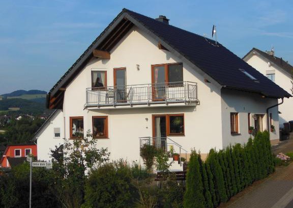 Oberzissen Apartment | Ferienwohnung Basche