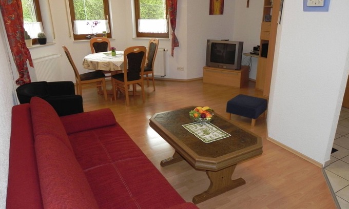 Muensingen Apartment | Ferienwohnung Beck, 52qm mit 1 Schlafraum und Terrasse für max. 4 Personen