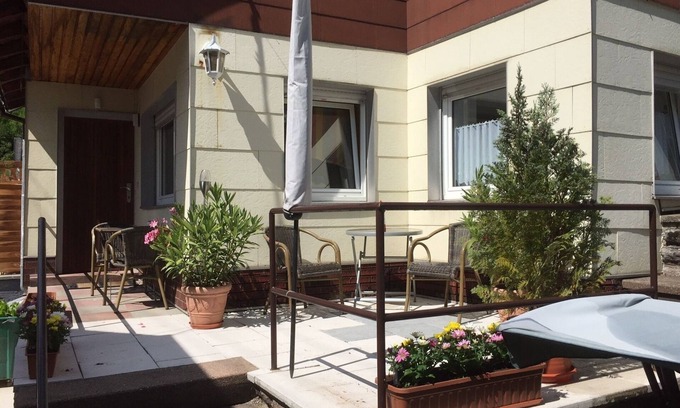 Albstadt Apartment | Ferienwohnung Behrens-Reinke, 30qm mit 1 Wohn-/Schlafraum für max. 2 Personen