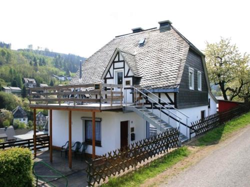 Schwalefeld Apartment | Ferienwohnung bei Willingen mit Terrasse