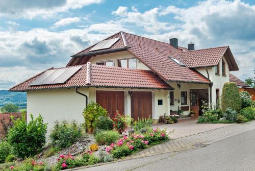 Espasingen Apartment | Ferienwohnung Bodenseeblick