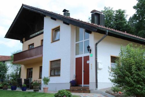 Regenhutte Apartment | Ferienwohnung Bärnbachl