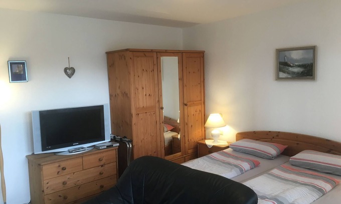 Bad Waldsee Apartment | Ferienwohnung EG 42qm, 1 Wohn-/Schlafraum, max. 2 Personen