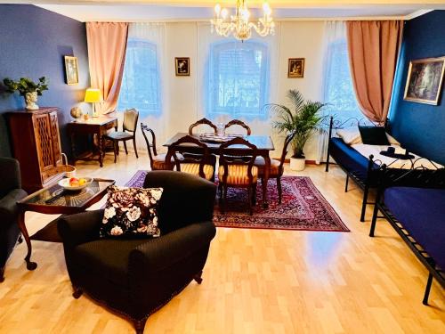 Malterdingen Apartment | Ferienwohnung Emma - WLAN, Küche, TV, Bad, ca 15 Min zum Europa Park