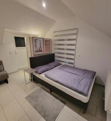 Guenzburg Apartment | Ferienwohnung Esen OG