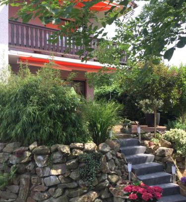 Mainz-Bingen Apartment | Ferienwohnung Esmeralda